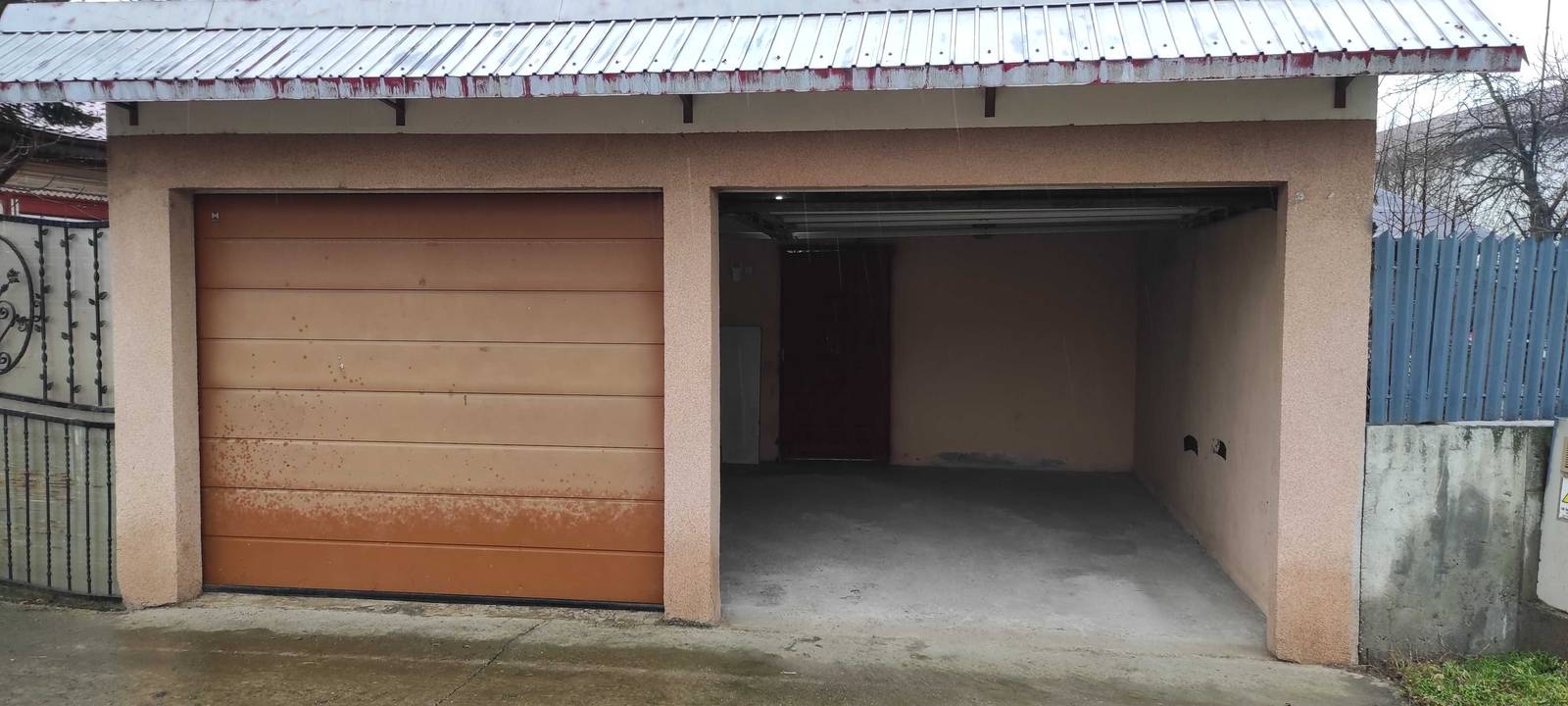 Loc de parcare tip garaj de închiriat în Strada Sisești, Sectorul 1