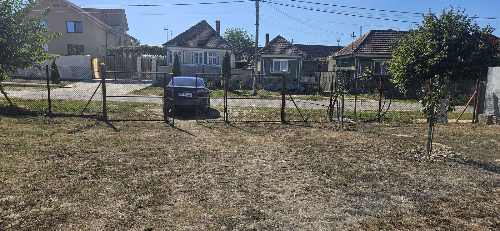 Loc de parcare exterior de închiriat în Felcheriu – fotografia 4