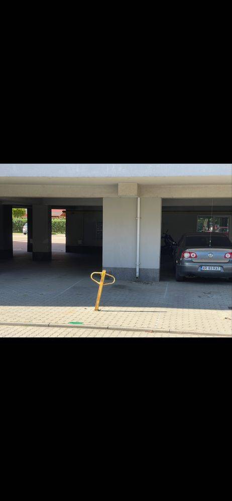 Loc de parcare interior de închiriat în Drăgășani, Arad