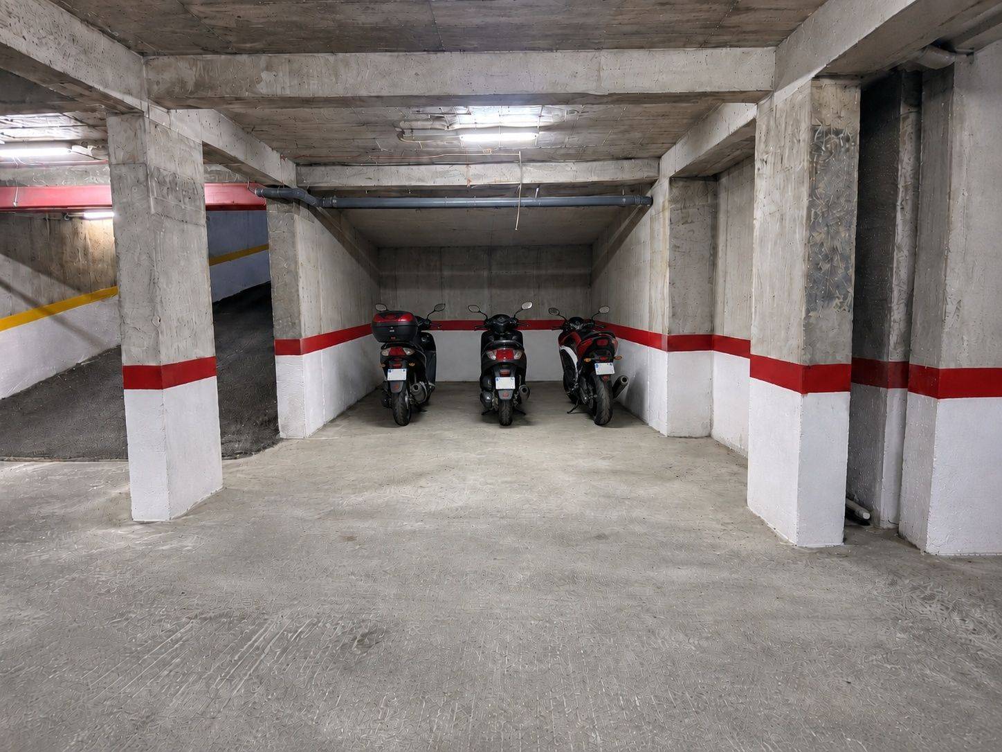 Loc de parcare interior de închiriat în Vitan - Bârzești, Runcu – fotografia 3