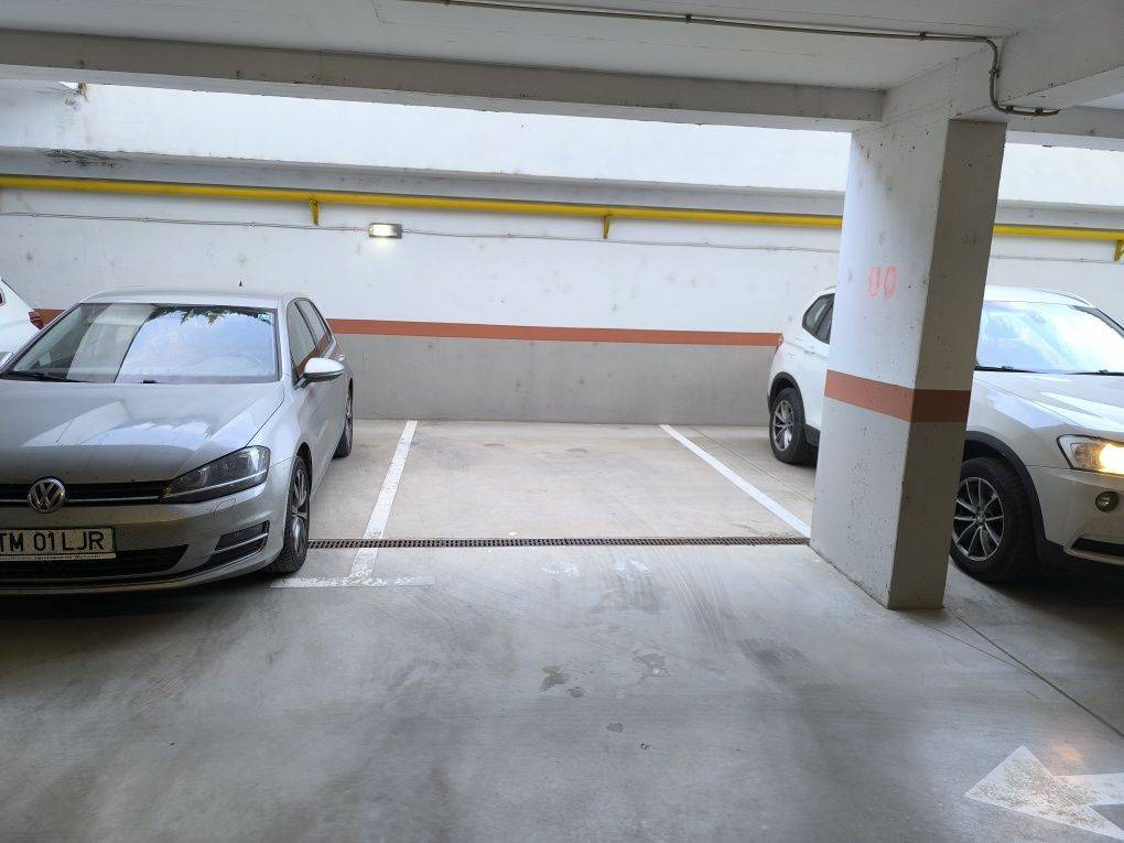 Loc de parcare interior de închiriat în Strada Armoniei 25, Timisoara – fotografia 4