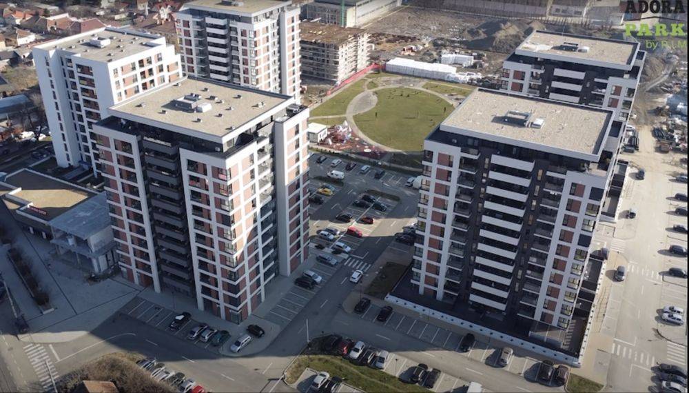 Loc de parcare exterior de închiriat în Strada Cocorilor 86, Arad