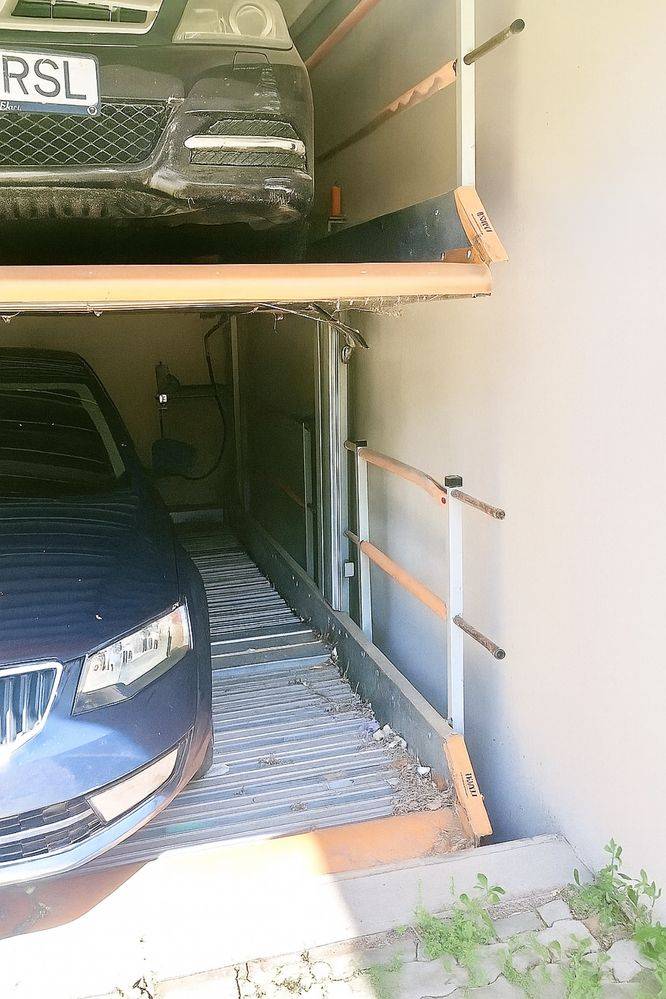 Loc de parcare exterior de închiriat în Strada Romulus, Sectorul 3