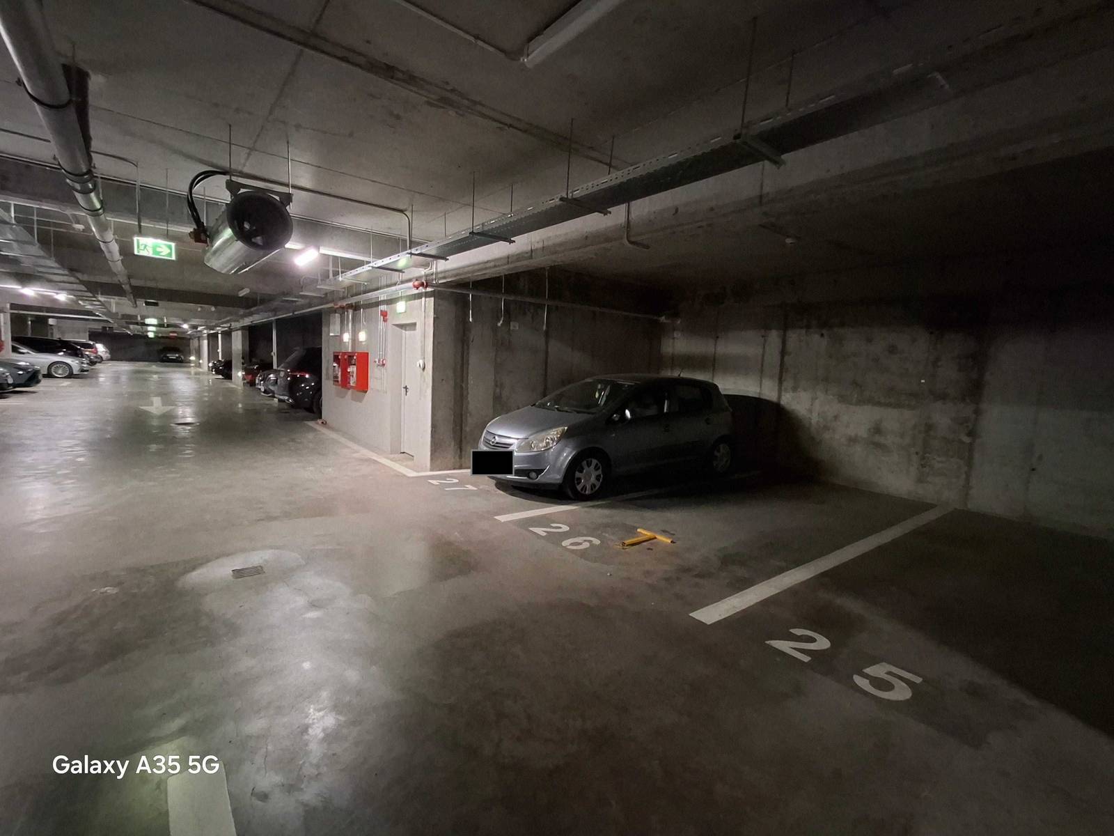 Loc de parcare interior de închiriat în Strada Rotașului, Sectorul 3 – fotografia 3