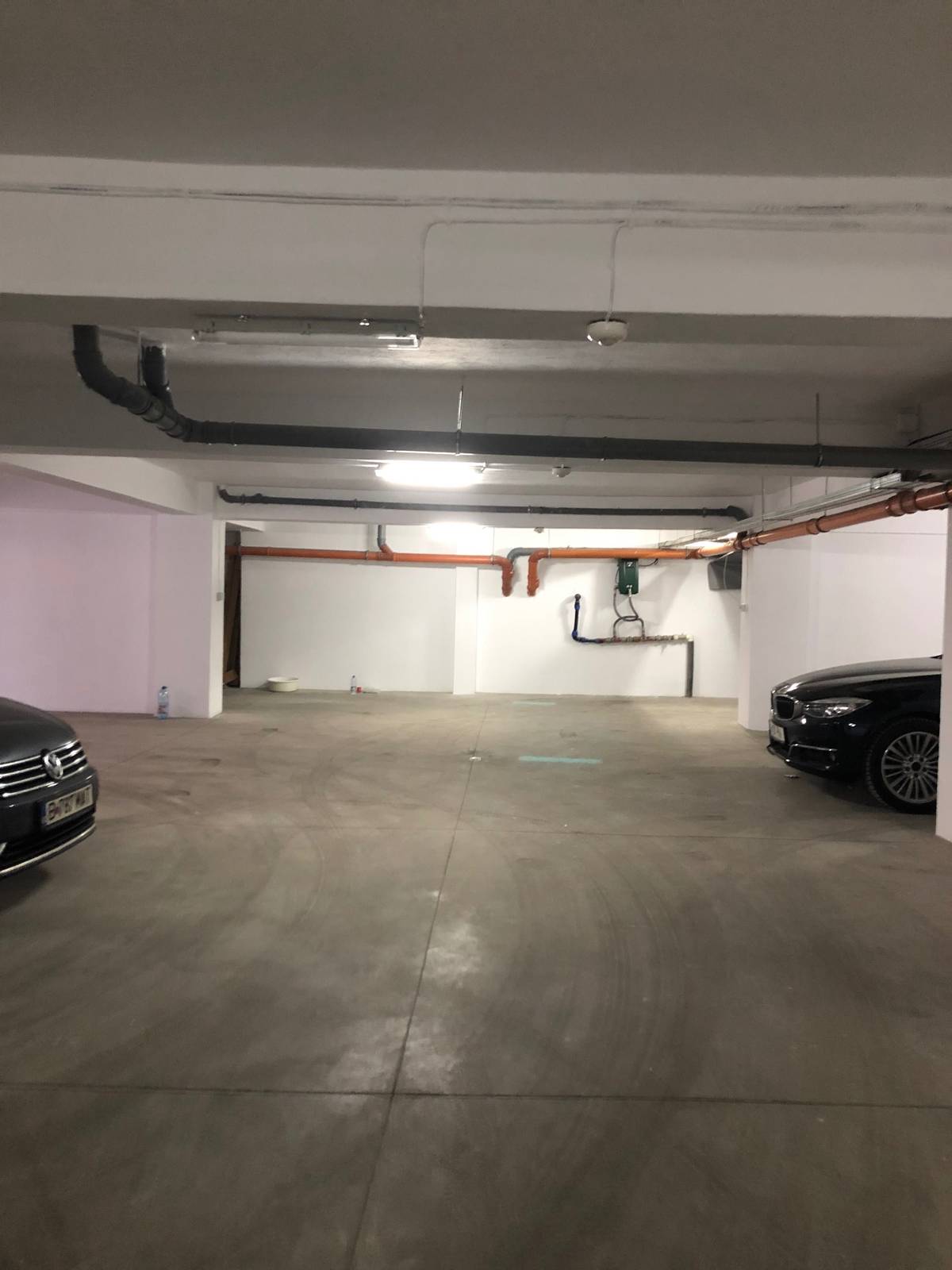 Loc de parcare interior de închiriat în Bulevardul Ion Mihalache 8, Sectorul 1