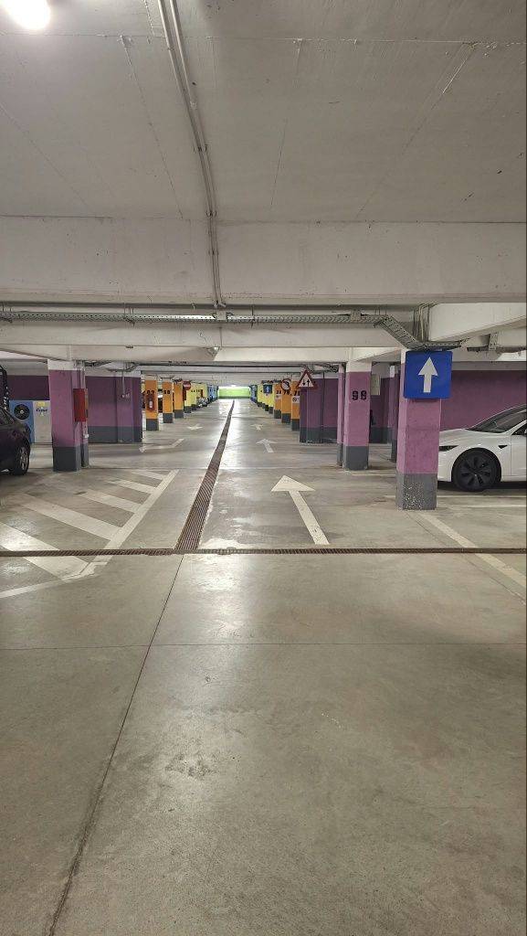 Loc de parcare interior de închiriat în Centru, Iasi – fotografia 2