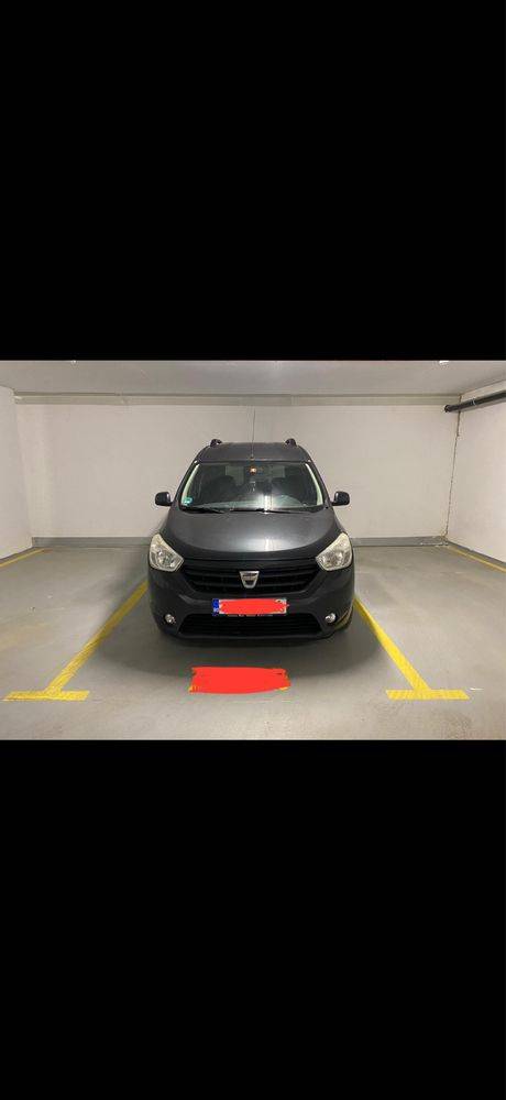 Loc de parcare interior de închiriat în Sectorul 6