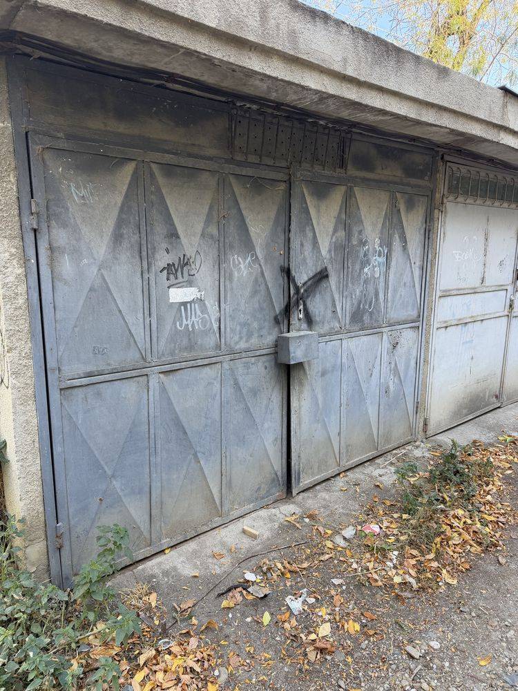 Loc de parcare tip garaj de închiriat în Cetate, Timisoara