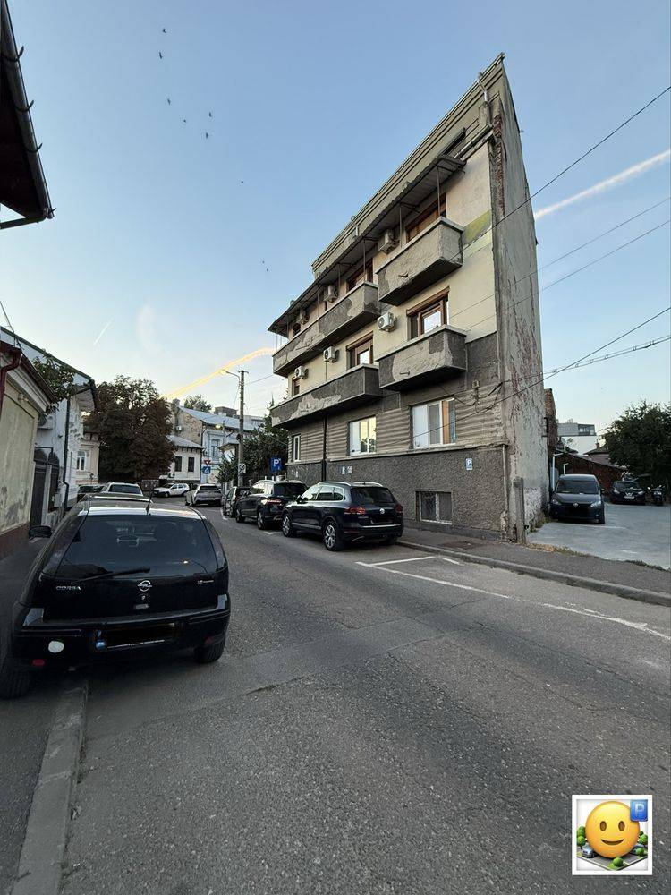 Loc de parcare exterior de închiriat în Bulevardul Dacia 1, Sectorul 2 – fotografia 4