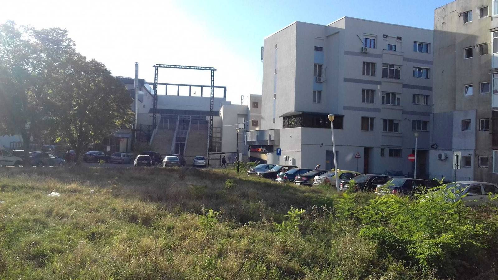 Loc de parcare exterior de închiriat în Cartier Pârliți, Slatina – fotografia 3