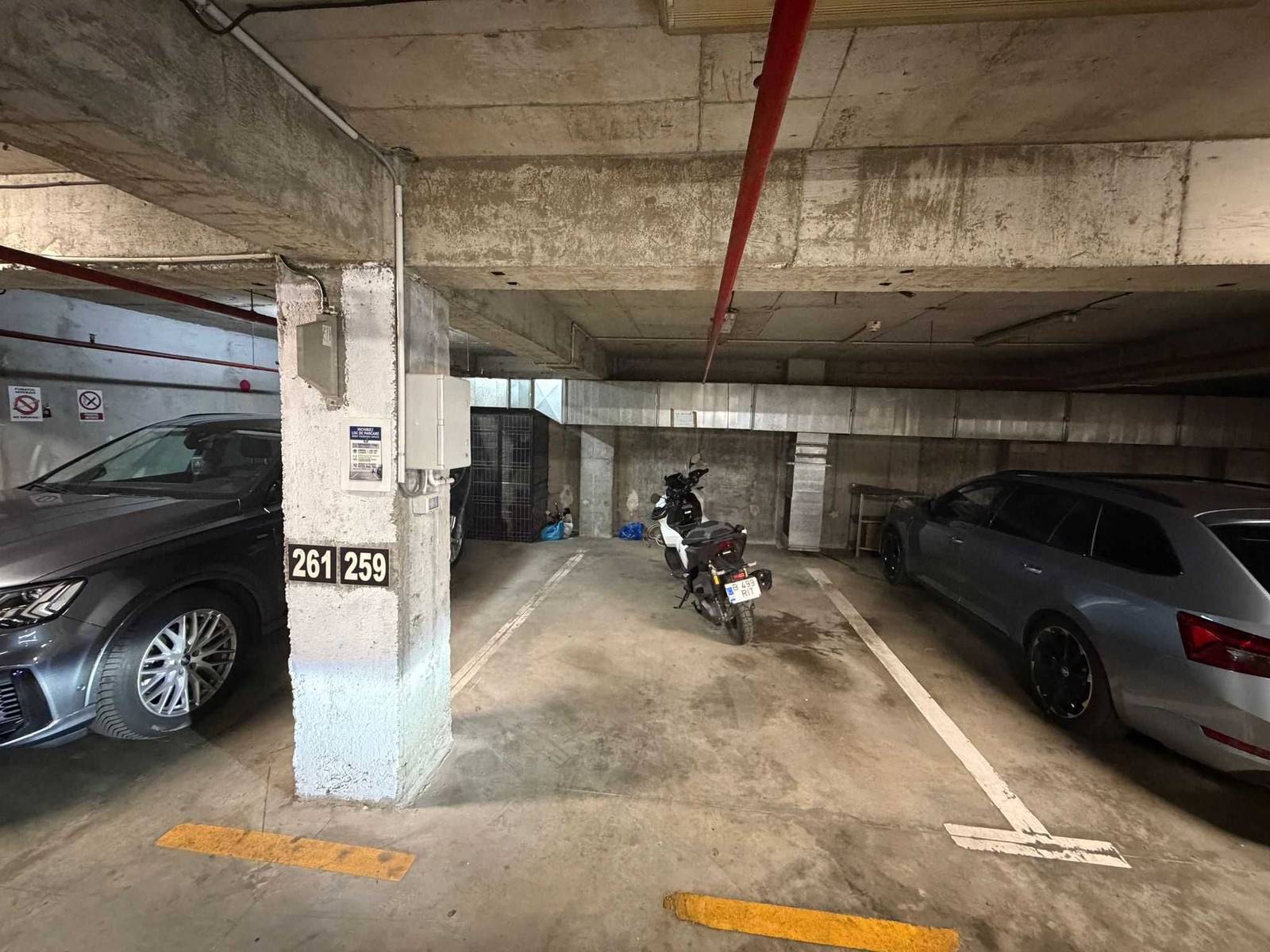 Loc de parcare interior de închiriat în Strada Dinu Vintilă 6b, Sectorul 2