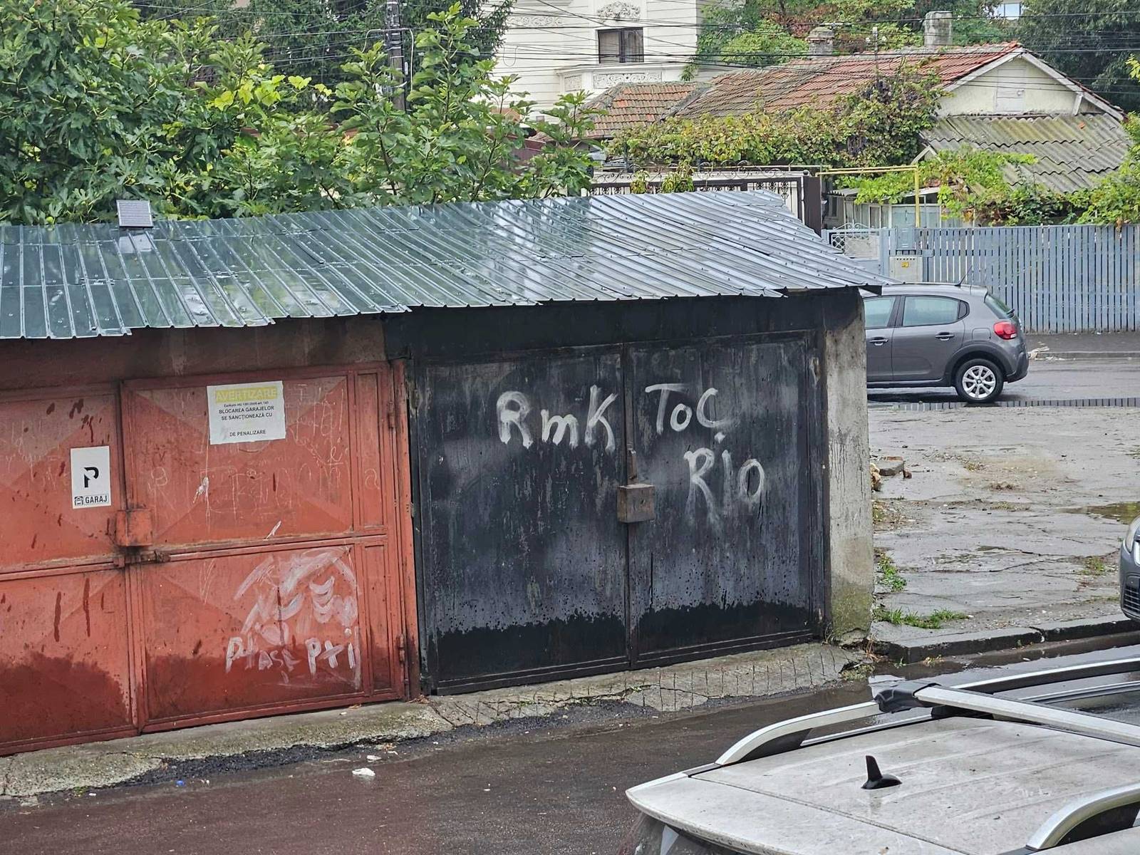 Loc de parcare tip garaj de închiriat în Obor, Constanta