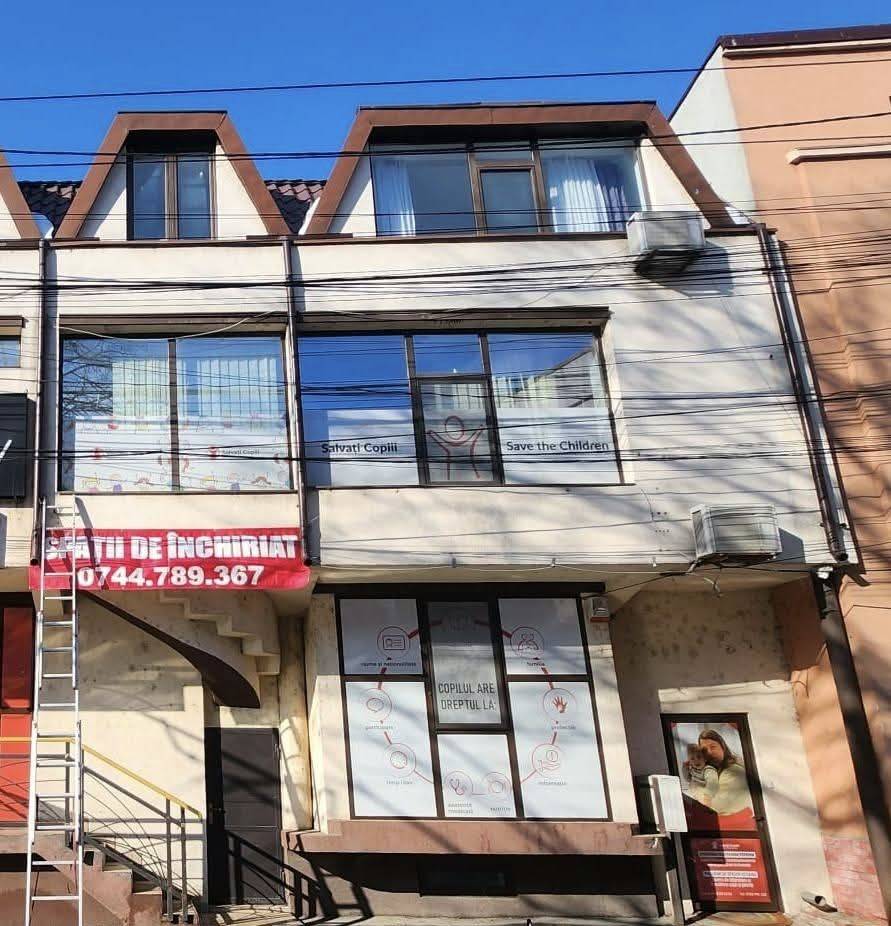 Loc de parcare tip boxă de închiriat în Strada Mavramol 4, Sarbi