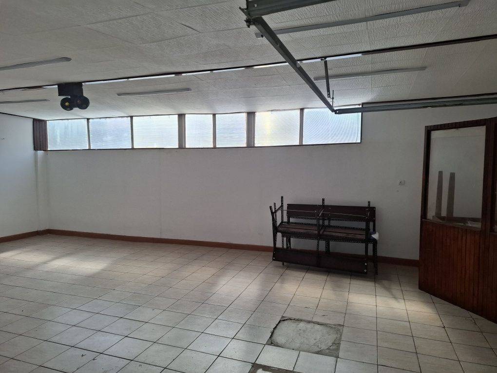 Loc de parcare tip garaj de închiriat în Băneasa, Sectorul 1 – fotografia 2