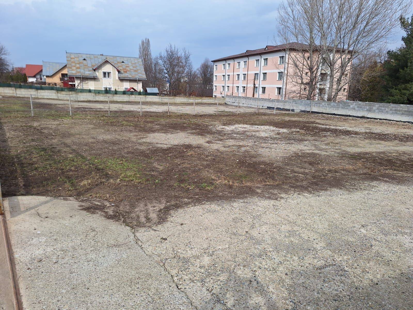 Loc de parcare exterior de închiriat în Bacau – fotografia 3