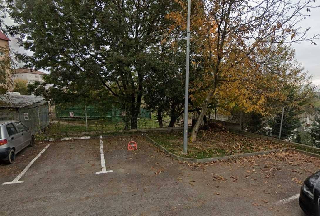 Loc de parcare exterior de vânzare în Intrarea Siretului, Sibiu