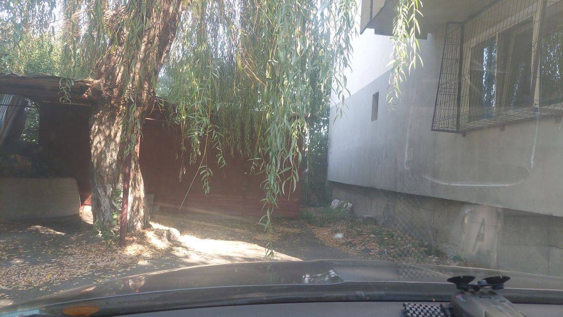 Loc de parcare tip garaj de vânzare în Strada 1 Decembrie, Gaesti – fotografia 3