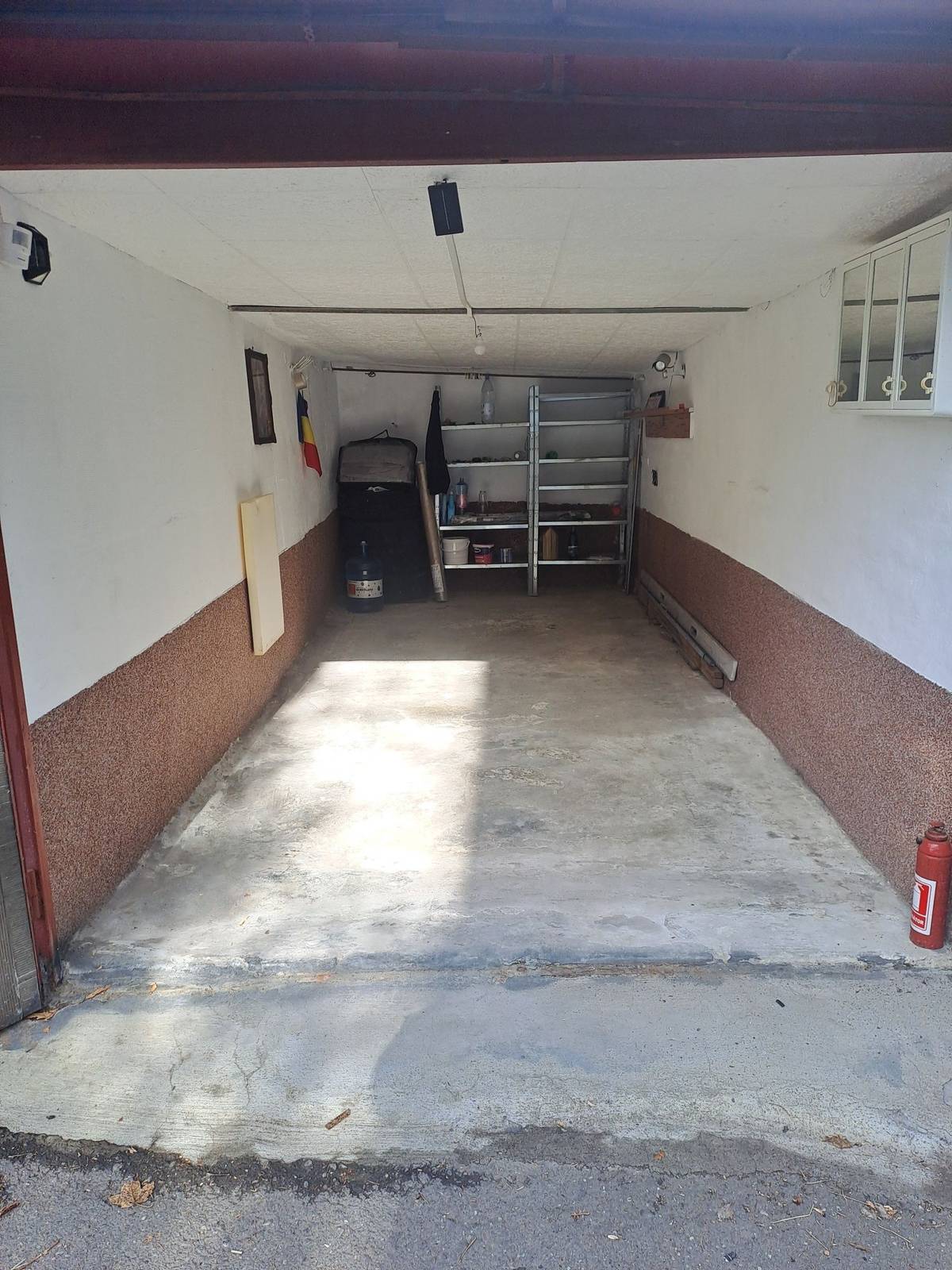 Loc de parcare tip garaj de vânzare în Dâmbul Pietros, Targu-Mures