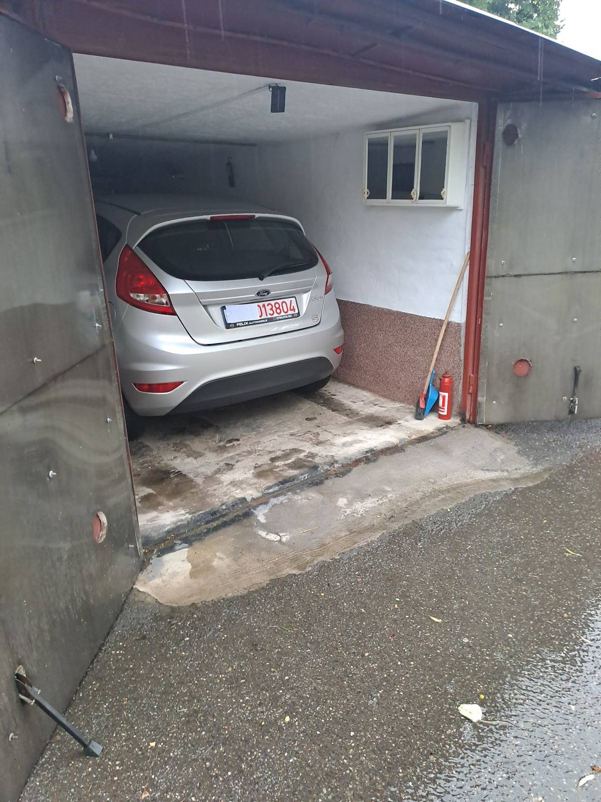 Loc de parcare tip garaj de vânzare în Dâmbul Pietros, Targu-Mures – fotografia 3