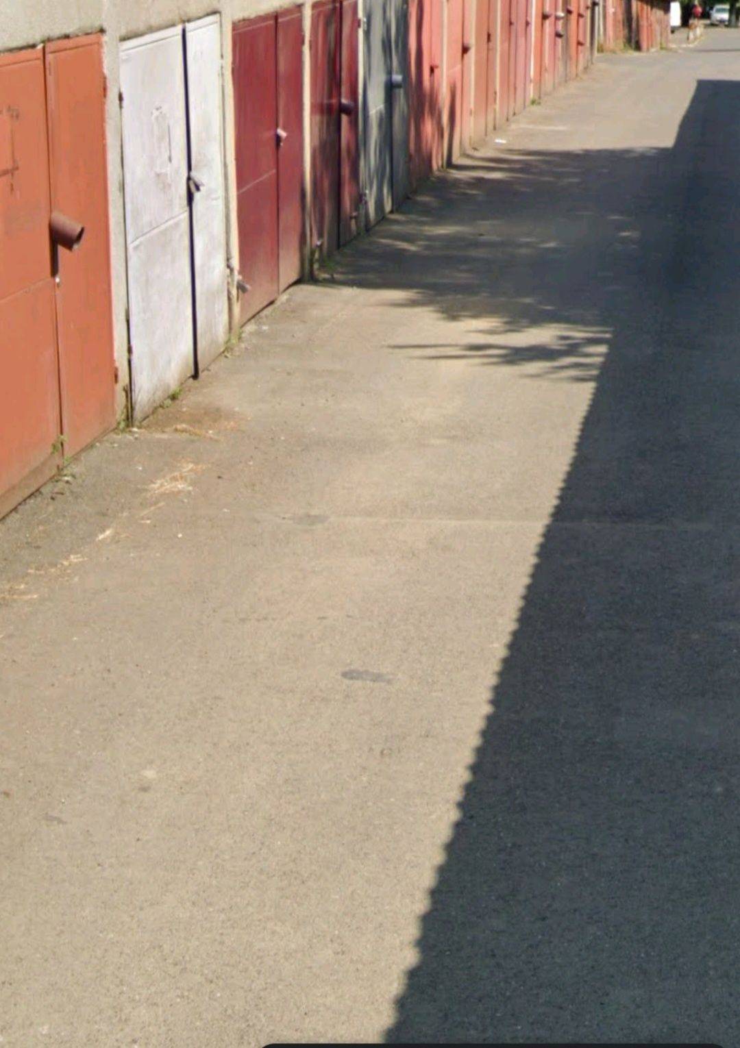 Loc de parcare tip garaj de vânzare în Strada Apicultoriilor, Targu-Mures