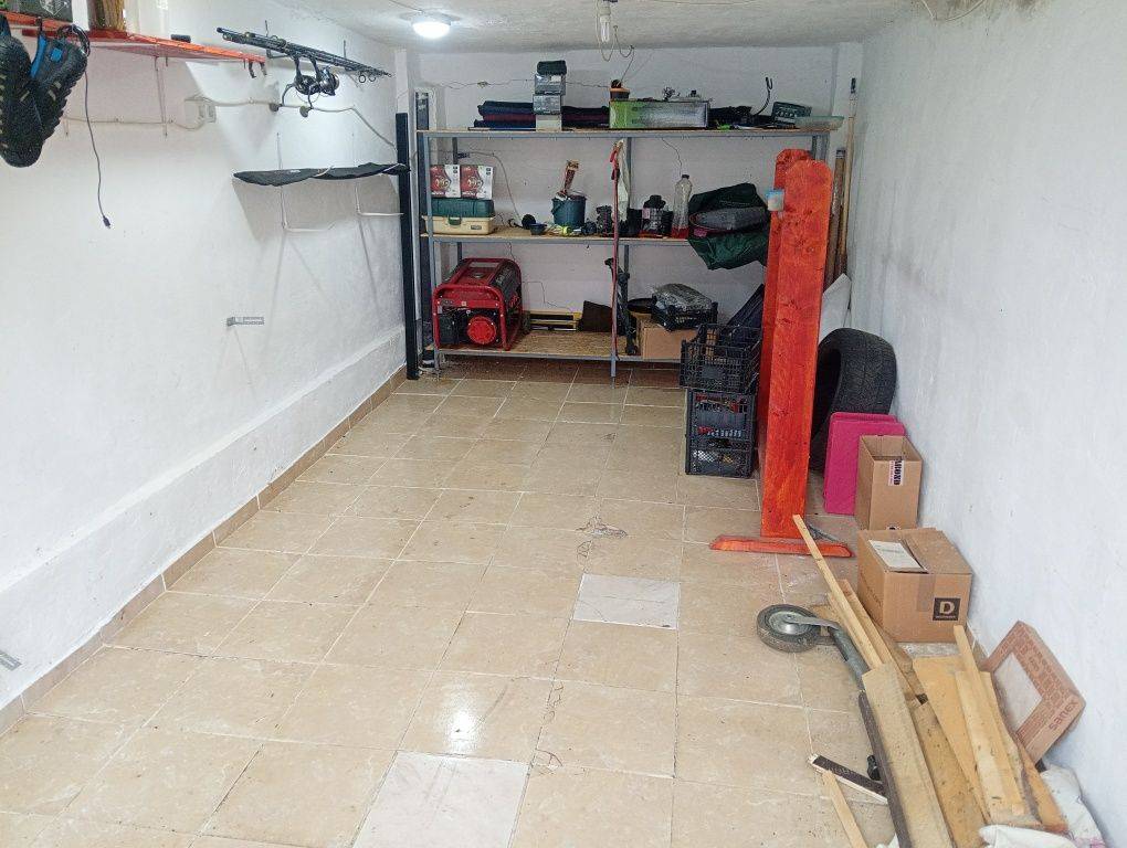 Loc de parcare tip garaj de vânzare în Strada Spiru Haret Terenul, Hunedoara – fotografia 3