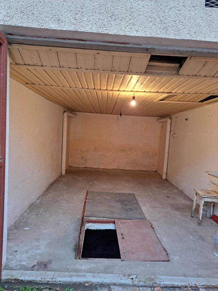 Loc de parcare tip garaj de vânzare în Aleea Complexului, Tecuci – fotografia 4
