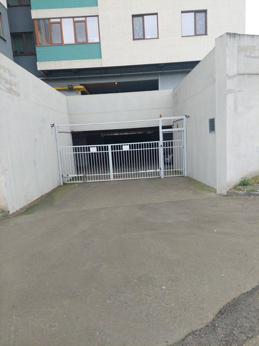 Loc de parcare interior de vânzare în Constanta