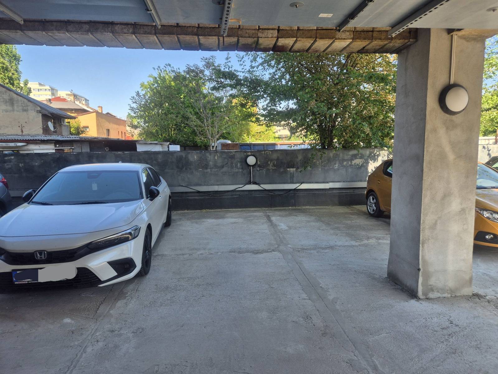 Loc de parcare interior de vânzare în Strada Vergului 4, Sectorul 2