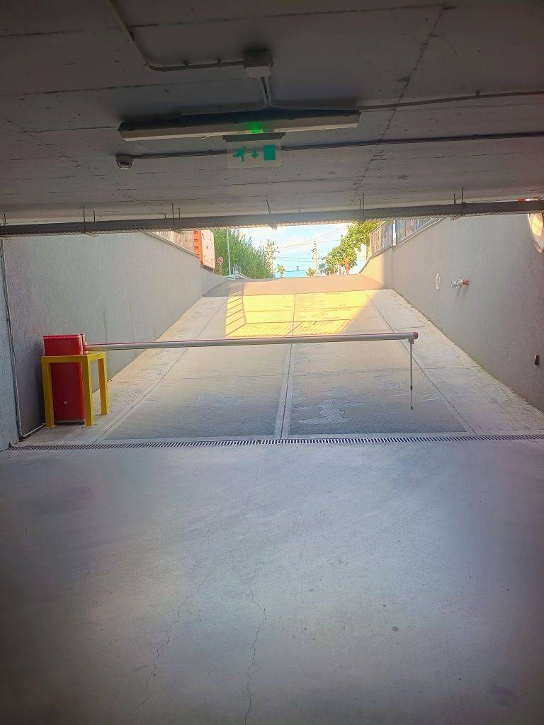 Loc de parcare interior de vânzare în Strada Avram Iancu 460E, Floresti – fotografia 4