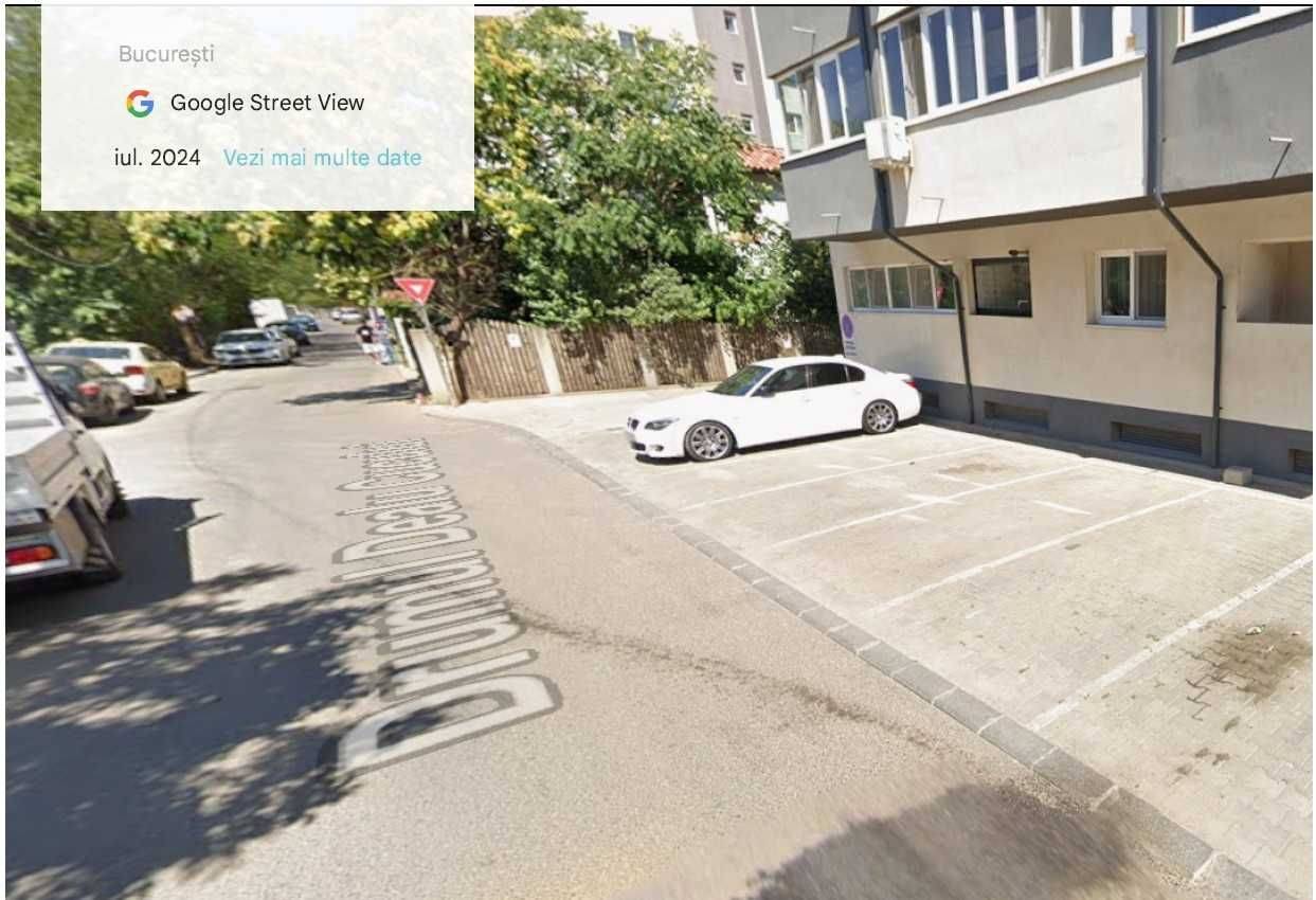 Loc de parcare de vânzare în Sectorul 4