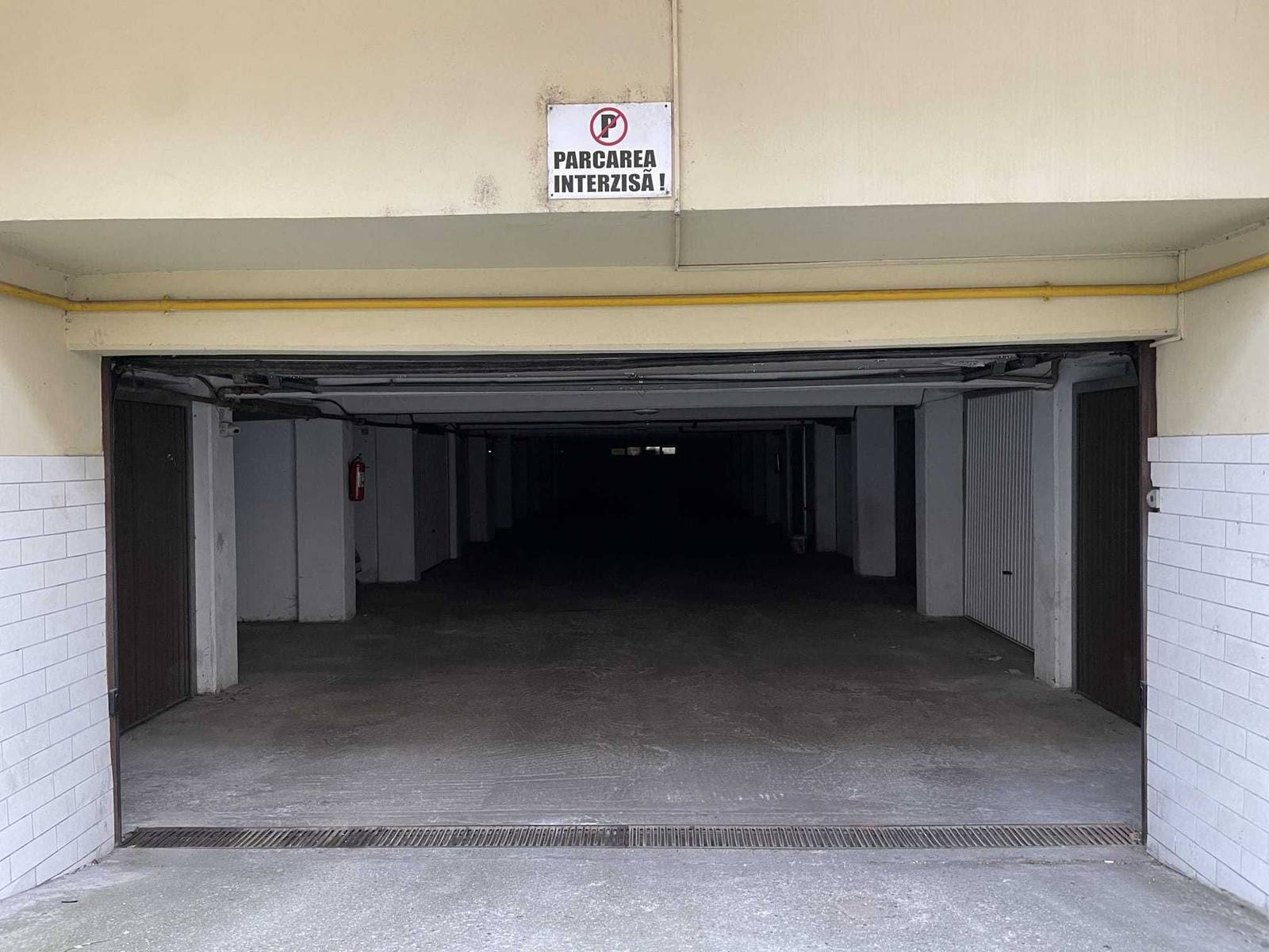 Loc de parcare tip garaj de vânzare în Aleea Ionel Geanta, Ramnicu Valcea – fotografia 2